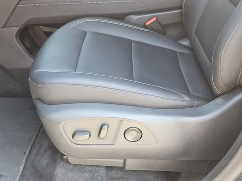 Used 2024 GMC Acadia Elevation w/ Luxury Package FWD image 25