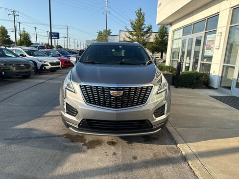 Used 2020 Cadillac XT5 Premium Luxury FWD image 8
