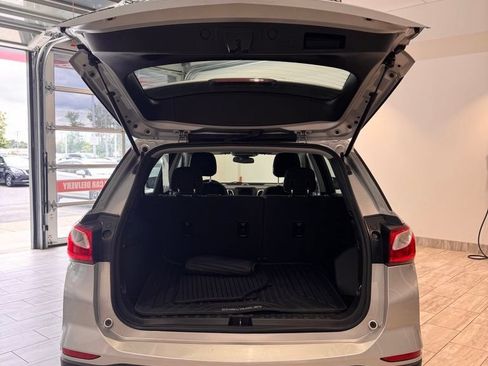 Used 2019 Chevrolet Equinox LS FWD image 25