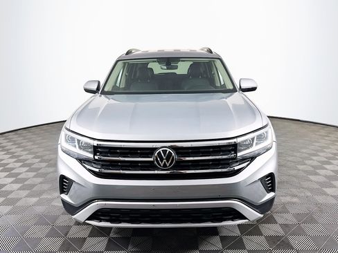 Used 2022 Volkswagen Atlas SE image 2