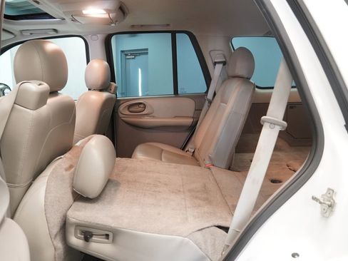 Used 2009 Chevrolet TrailBlazer LT w/ Sun And 6-Disc Cd Package AWD/4WD image 27