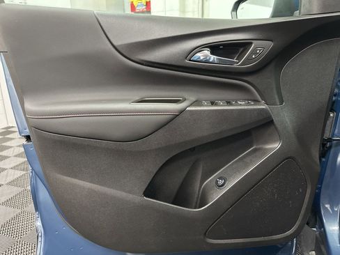Used 2024 Chevrolet Equinox RS image 19