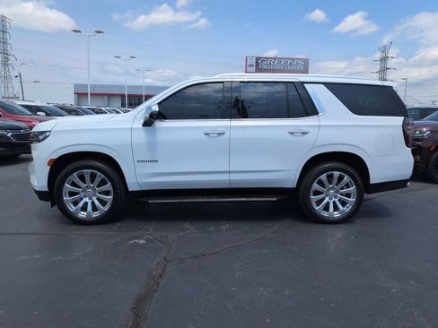 Used 2021 Chevrolet Tahoe Premier w/ Premium Package AWD/4WD image 2