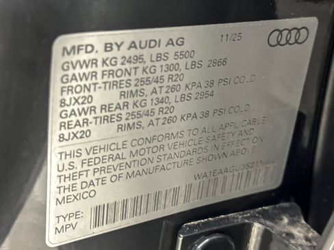 New 2025 Audi Q5 Premium Plus image 24