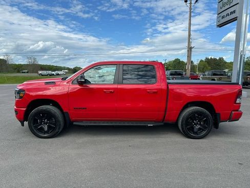 Used 2022 RAM 1500 Big Horn AWD/4WD image 2