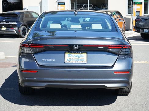Used 2024 Honda Accord EX image 5