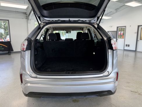 Used 2022 Ford Edge SE w/ Black Appearance Package AWD/4WD image 32