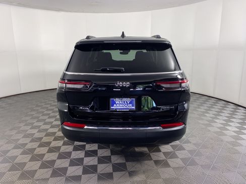 Used 2023 Jeep Grand Cherokee L Laredo AWD/4WD image 7