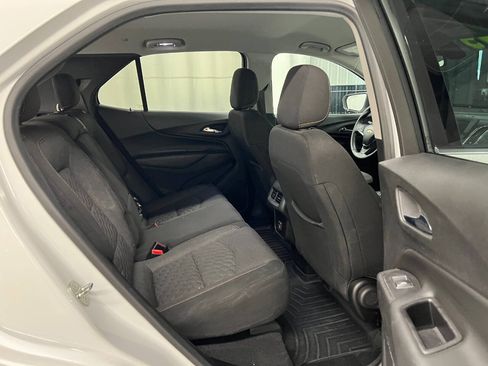 Used 2019 Chevrolet Equinox LT FWD image 10