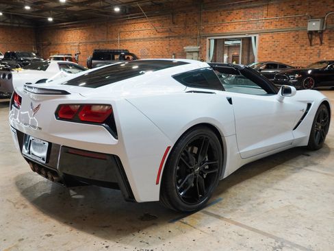 Used 2019 Chevrolet Corvette Stingray Coupe w/ 1LT RWD image 39