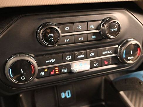 Certified 2022 Ford Bronco Wildtrak AWD/4WD image 36