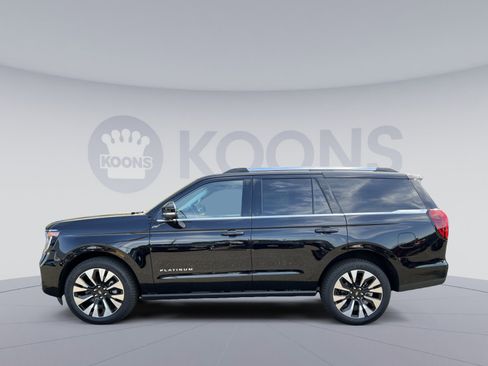 New 2026 Ford Expedition Platinum w/ Driver's Package AWD/4WD image 7