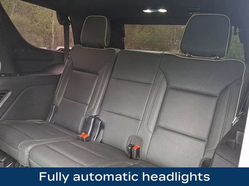 Used 2025 Chevrolet Tahoe Premier AWD/4WD image 23