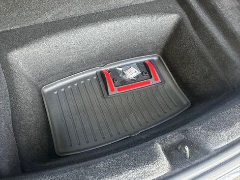 Used 2024 Tesla Model 3 image 63