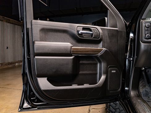 Used 2022 Chevrolet Silverado 1500 RST w/ Texas Edition Plus image 30