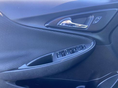 Used 2025 Chevrolet Malibu LT FWD image 19