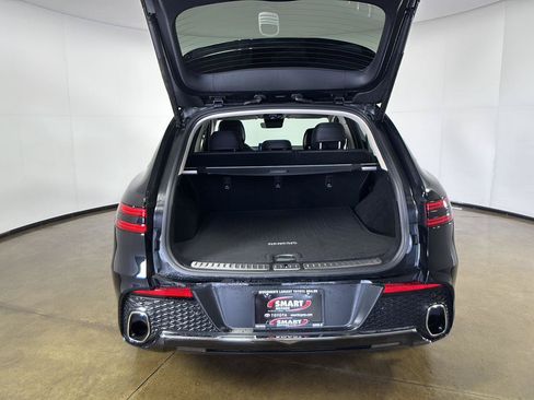 Used 2024 Genesis GV70 2.5T w/ Advanced Package AWD/4WD image 11