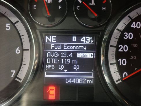 Used 2012 RAM 1500 Sport w/ Sport Premium Group image 38