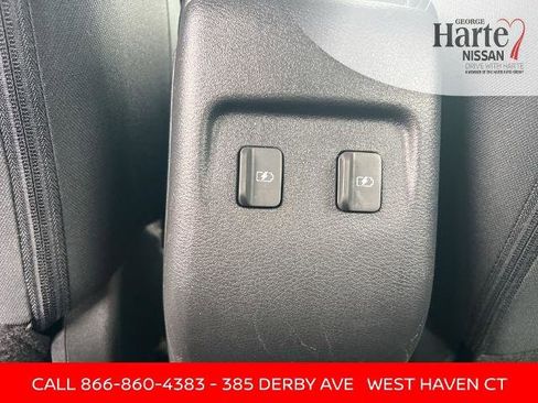 Certified 2024 Nissan Kicks SR image 26