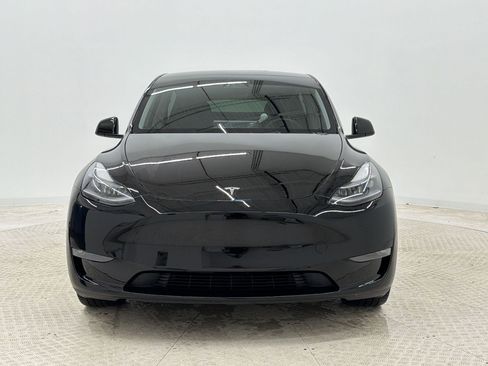 Used 2024 Tesla Model Y Long Range AWD/4WD image 6