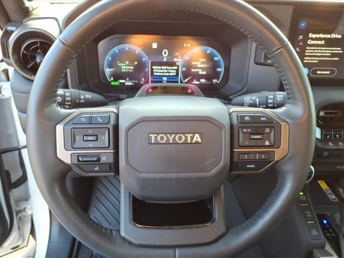 Used 2024 Toyota Land Cruiser image 29