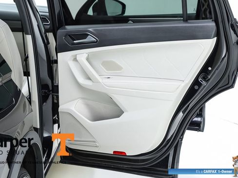 Used 2022 Volkswagen Tiguan SE R-Line image 68