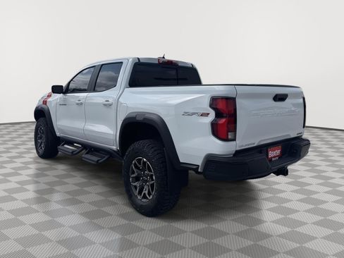 Used 2024 Chevrolet Colorado ZR2 w/ ZR2 Convenience Package III AWD/4WD image 8