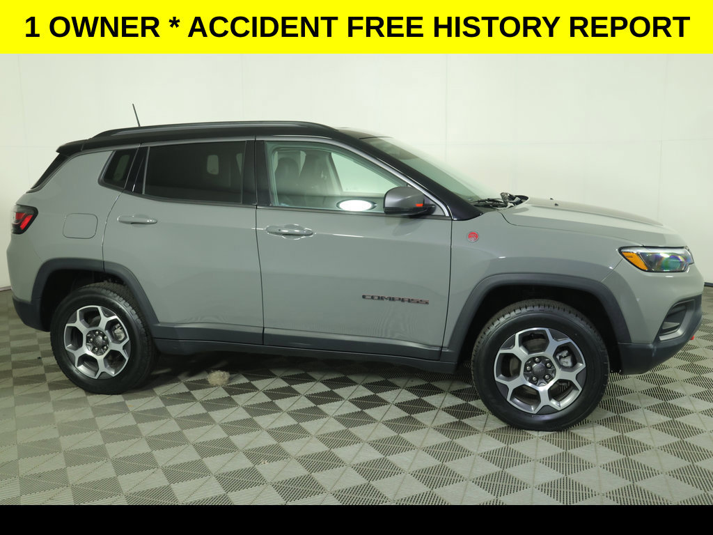 Used 2022 Jeep Compass Trailhawk w/ Trailhawk Elite Group AWD/4WD image 2