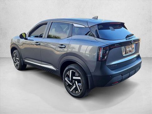 Used 2025 Nissan Kicks SV image 8