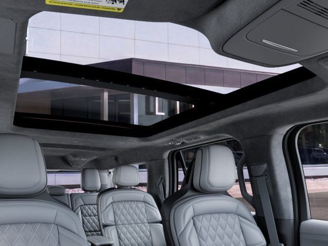 New 2027 Lincoln Navigator L Black Label AWD/4WD image 22