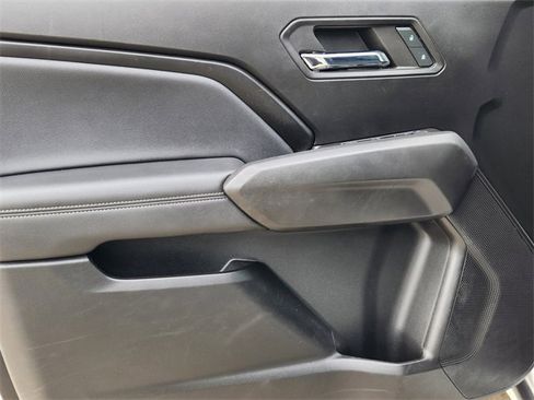Used 2024 Chevrolet Colorado LT w/ LT Convenience Package III image 22
