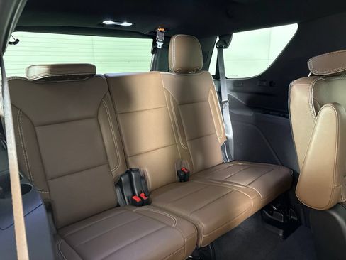 Used 2021 Chevrolet Tahoe High Country RWD image 26