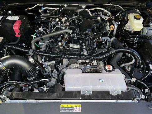 New 2025 Toyota Tacoma TRD Off-Road image 3