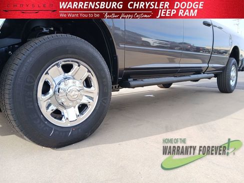 New 2026 RAM 3500 Tradesman image 32