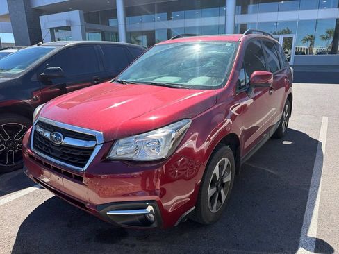 Used 2018 Subaru Forester 2.5i Premium AWD/4WD image 6