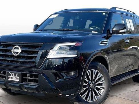Used 2023 Nissan Armada SL w/ Midnight Edition Package image 12