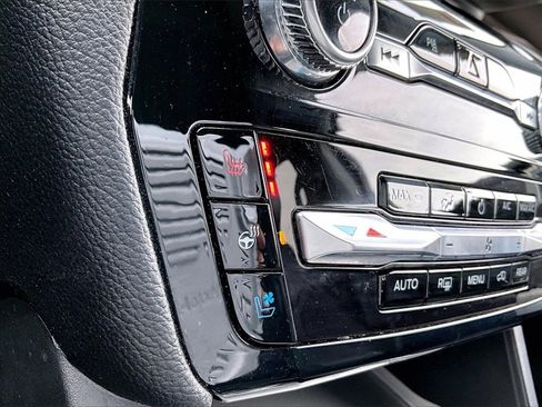 Used 2023 Ford Explorer Limited image 33