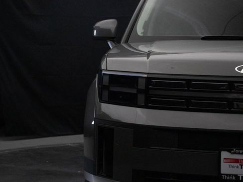 Used 2024 Hyundai Santa Fe Limited image 5