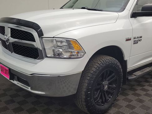 Used 2019 RAM 1500 Classic SLT image 10