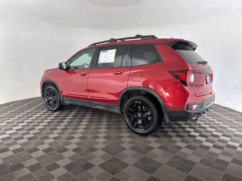 Certified 2024 Honda Passport Black Edition image 11