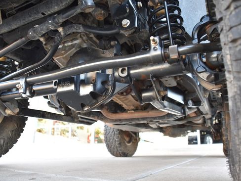 Used 2016 Jeep Wrangler Rubicon AWD/4WD image 34