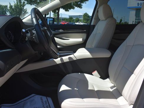 Used 2024 Buick Enclave Essence FWD image 14