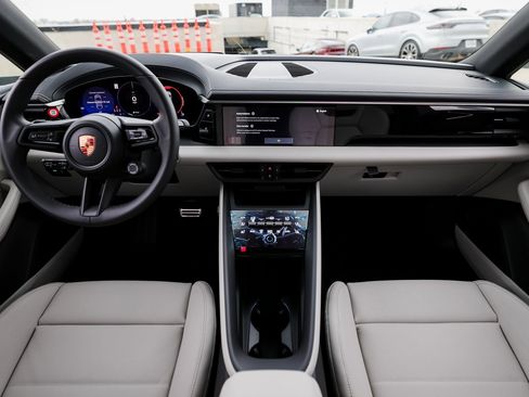 New 2025 Porsche Macan 4S Electric image 25