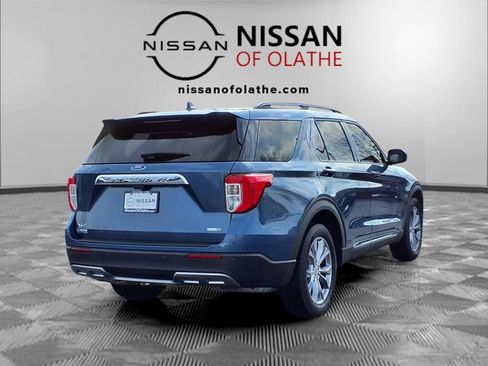 Used 2020 Ford Explorer XLT w/ Equipment Group 202A image 30