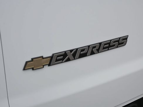 Used 2025 Chevrolet Express 2500 w/ Driver Convenience Package RWD image 24