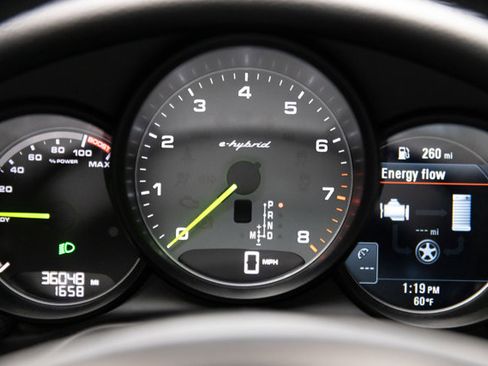 Used 2016 Porsche Panamera S image 63