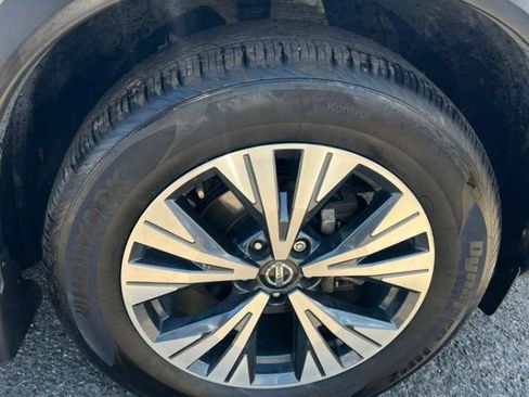 Used 2021 Nissan Rogue SV AWD/4WD image 14