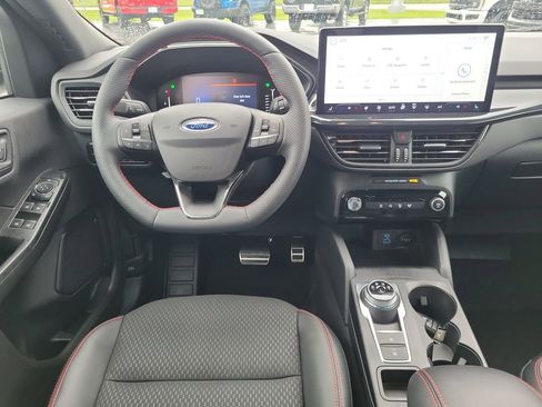Used 2023 Ford Escape ST-Line w/ Tech Pack #1 FWD image 12