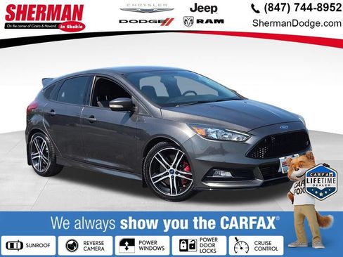 Used 2018 Ford Focus ST FWD image 1