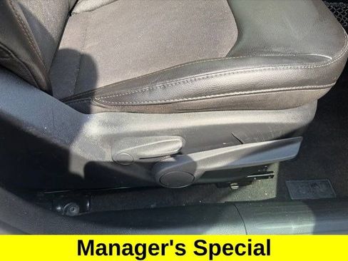 Used 2020 Jeep Compass Latitude w/ Cold Weather Group AWD/4WD image 40